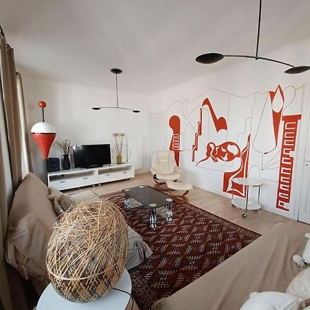 Appartement Tres Bien Situe- Spacieux - Calme - Parking Биарриц Экстерьер фото