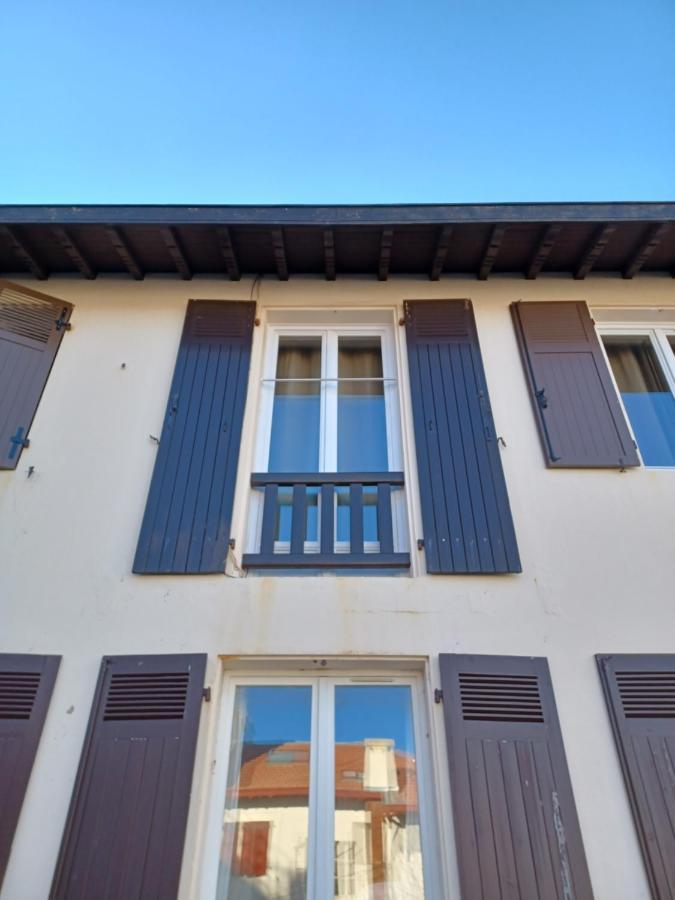 Appartement Tres Bien Situe- Spacieux - Calme - Parking Биарриц Экстерьер фото